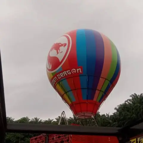 Balon udara dekoratif sebagai wahana foto